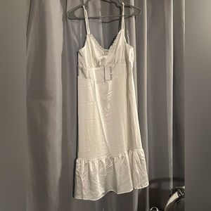 NWT Nine West for Kohls white silky Midi/Below the Knee dress.